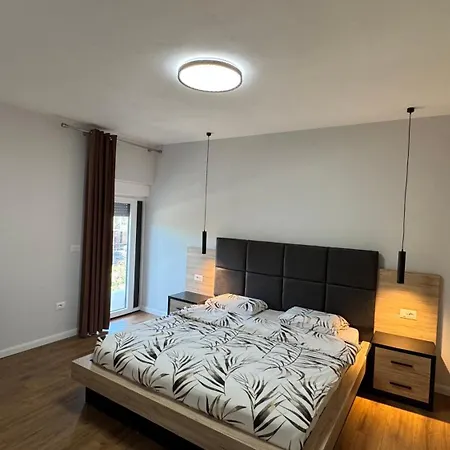 Appartement Eden House Kukes