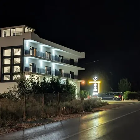 Eden House Apartmán