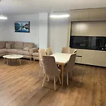 Eden House 아파트 Kukes