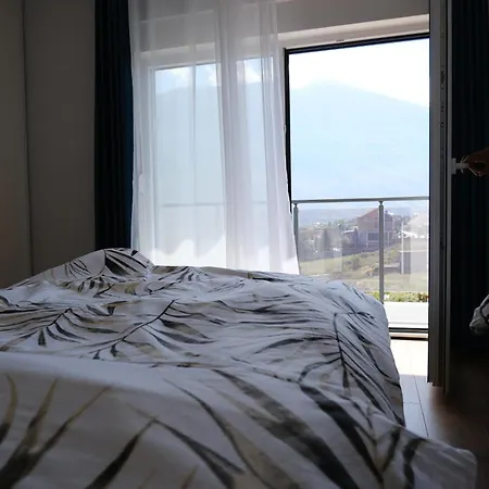 Eden House Apartmán *