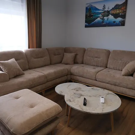 아파트 Eden House Kukes