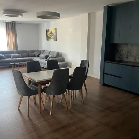Eden House Kukes