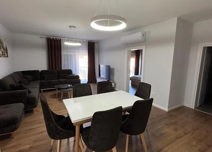 Eden House 公寓 Kukes