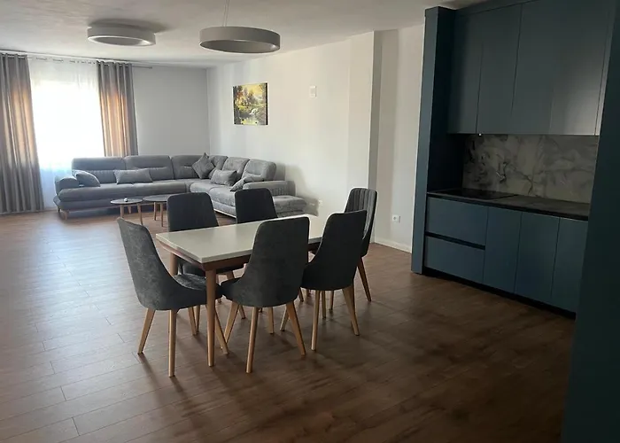 Eden House Kukes